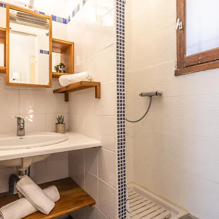 아파트 Les Grenadines-2 By Interhome